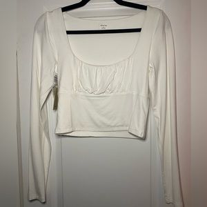 Aritzia Wilfred Free Orbit Long Sleeve Crop Size Medium
